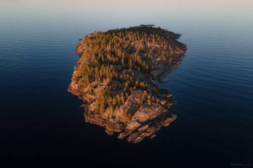 Золотой час на Ладожских шхерах