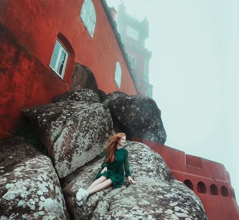 green, ginger, castle, dress, fog, woman, model, lady, portrait, Green фото превью