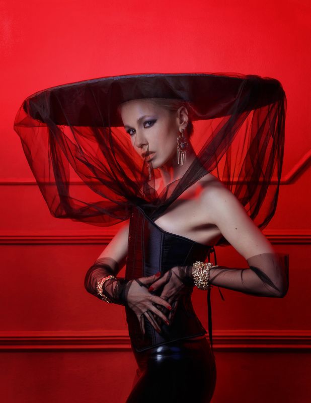 woman, beauty, beautiful, girl, portrait, fashion, model Parisian фото превью