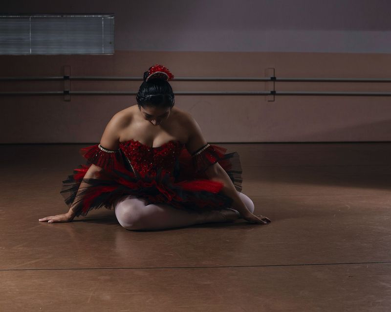 LAURA #1 фото превью