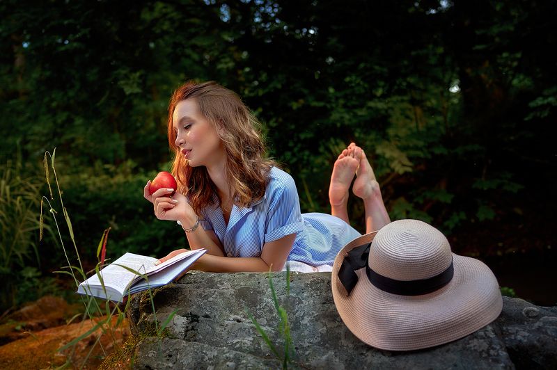 Яблоко фото превью