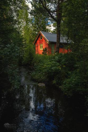 Red Cabin