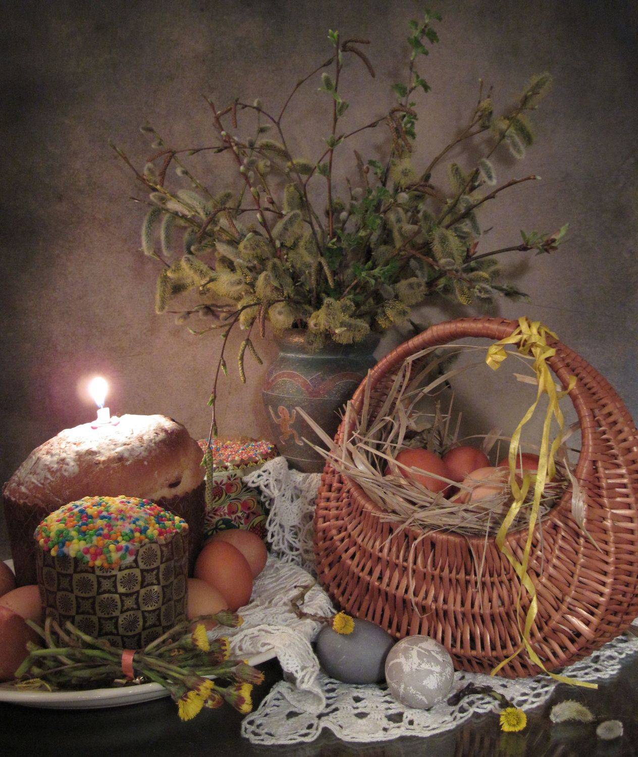 букет, ветки, ива, верба, мать-и-мачеха, куличи, яйца, корзина, горшок, керамика, салфетка  , Наталия Тихомирова