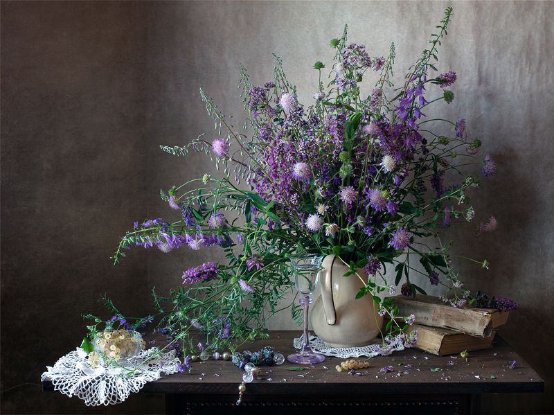 миламиронова, фотнатюрморт, лето, цветы, натюрмортсцветами, букт, луговыецветы, stilllife, ягоды, смородина, книги, фужер Летний... фото превью