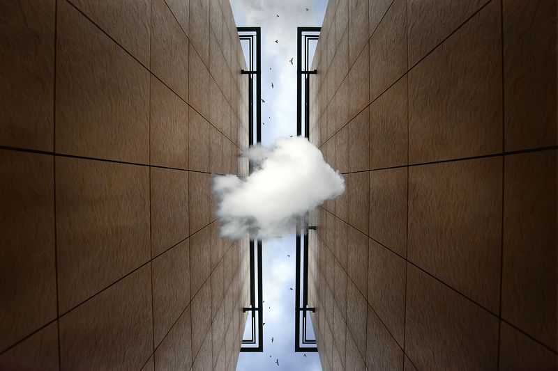 Captive Cloud фото превью