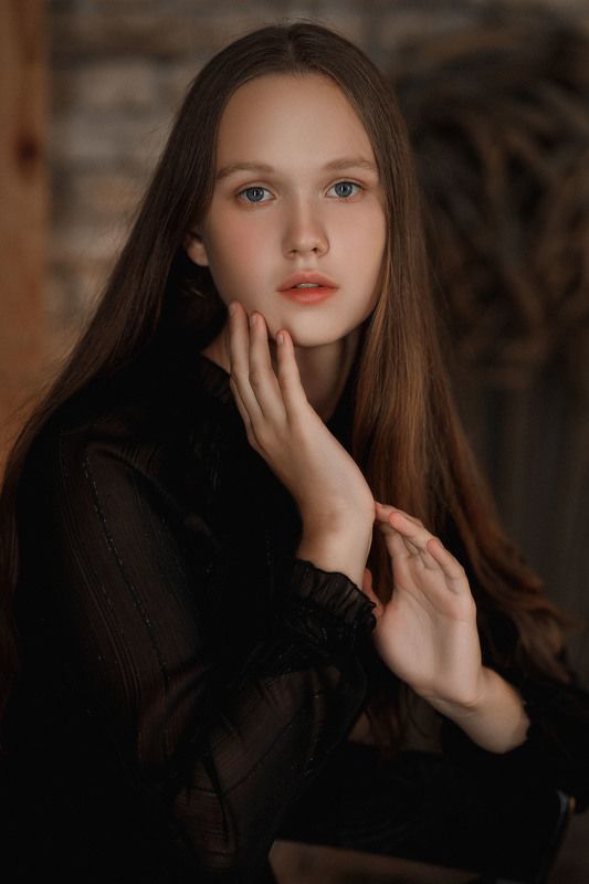 девушка, модель, портрет, фотосессия, студия, макияж, гламур, girl, model, modeling, young, portrait, make-up, творческий портрет, женский портрет, woman, young woman, glamour, постановка, постановочная фотография, fashion Алина фото превью