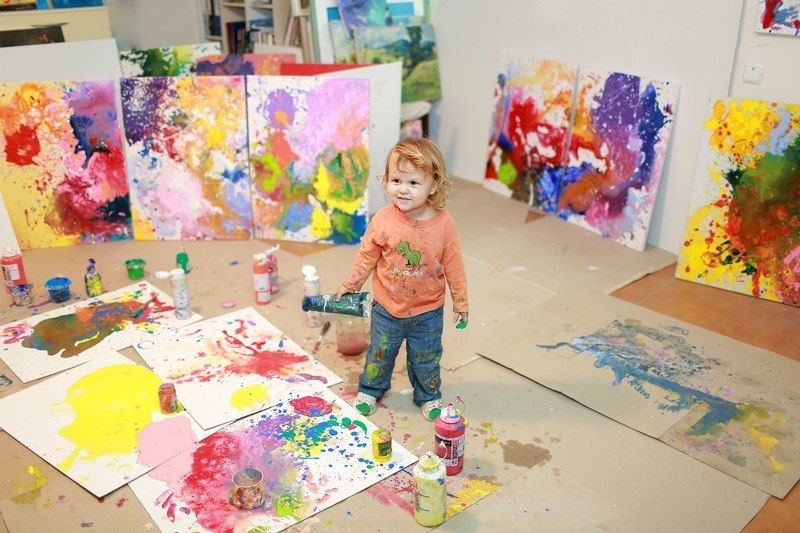 Наверное самая маленькая художница на планете Alicia Sweet. фото превью