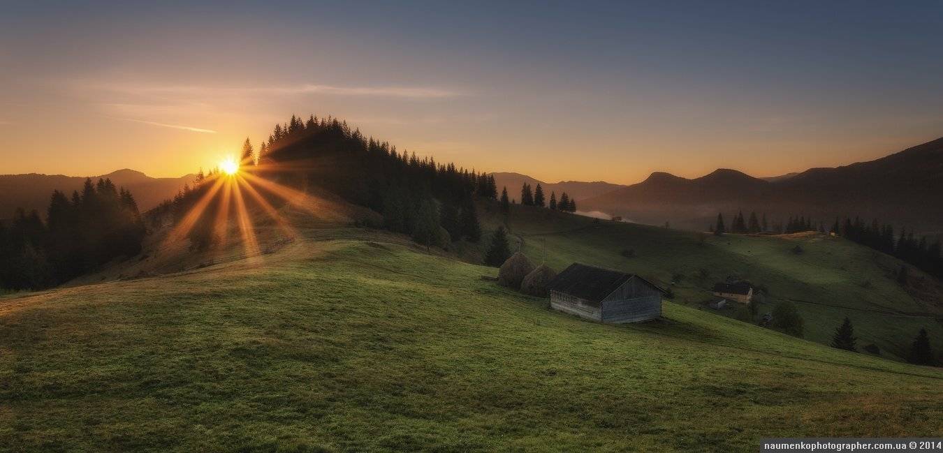 горы,	зеленый,	карпаты,	луг, природа,	рассвет,	роса, склон,	солнце,	трава,	туман, дземброня, Александр Науменко