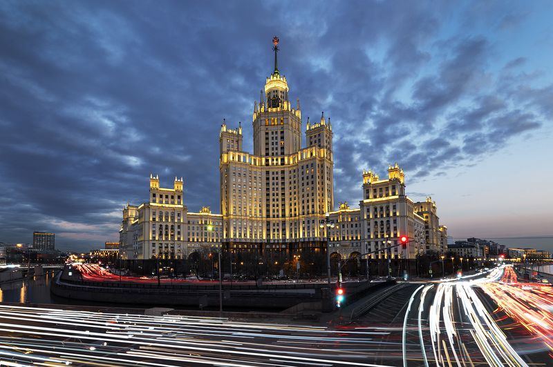 город, архитектура, москва, улица, street, city, moscow, russia, architecture, urban Высотка на Котельнической набережной фото превью