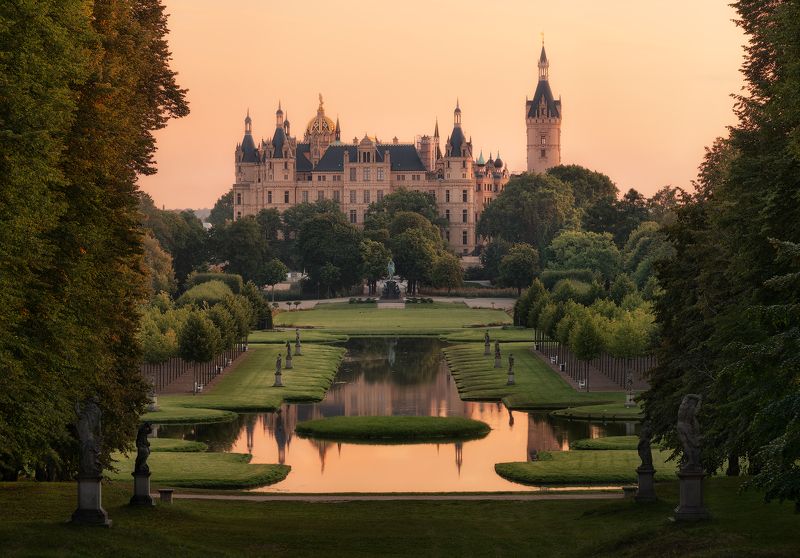 германия, замок, дворец, рассвет, утро, парк, germany, castle, palace, sunrise, morning, schwerin, город, шверин  фото превью