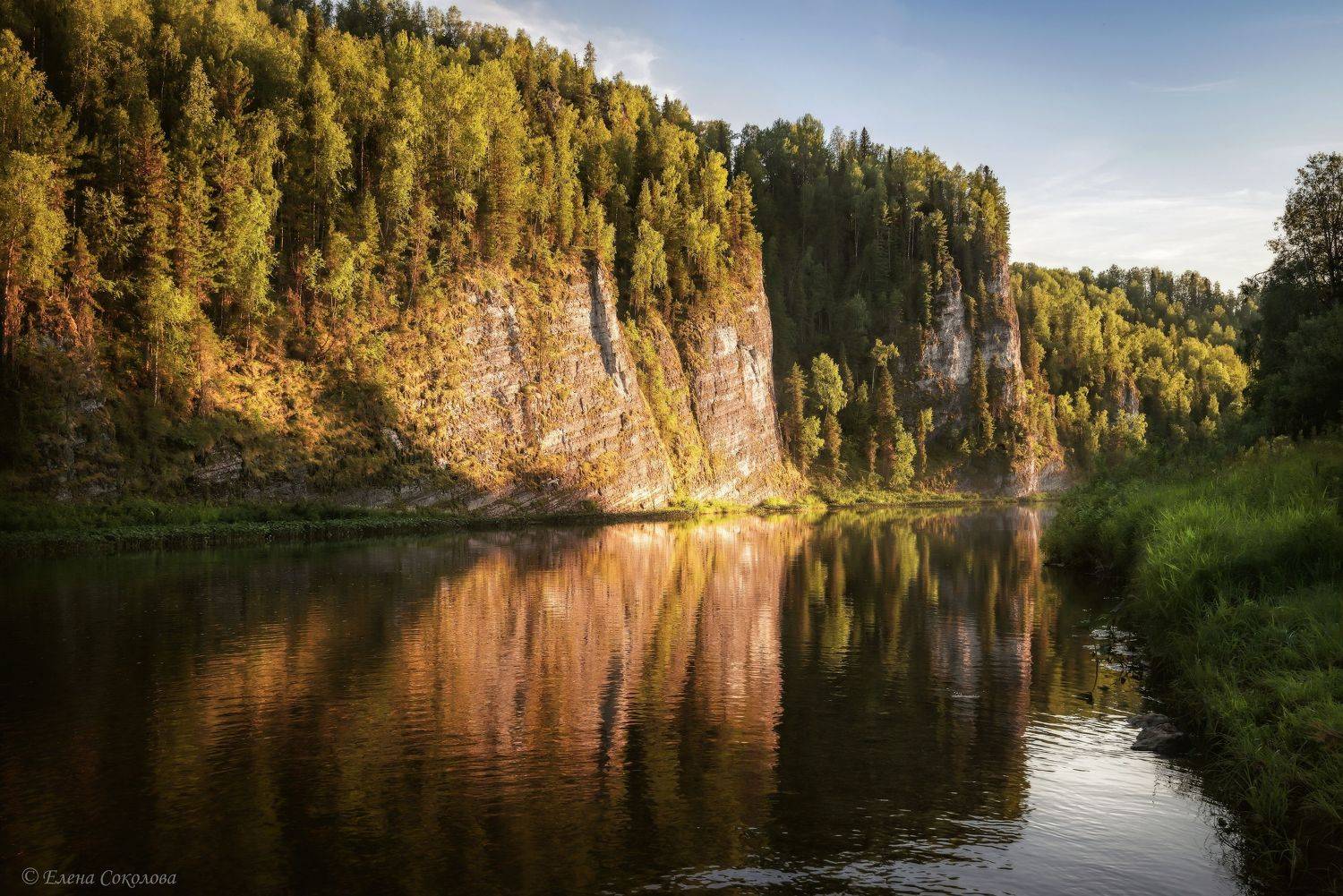 летний пейзаж, вечер, закат, скалы, река, Соколова Елена