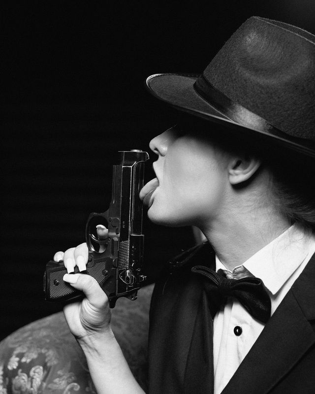 Femme fatale фото превью