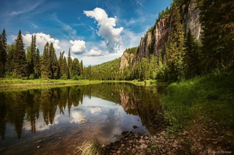 летний пейзаж, река, скалы Камень Еран фото превью
