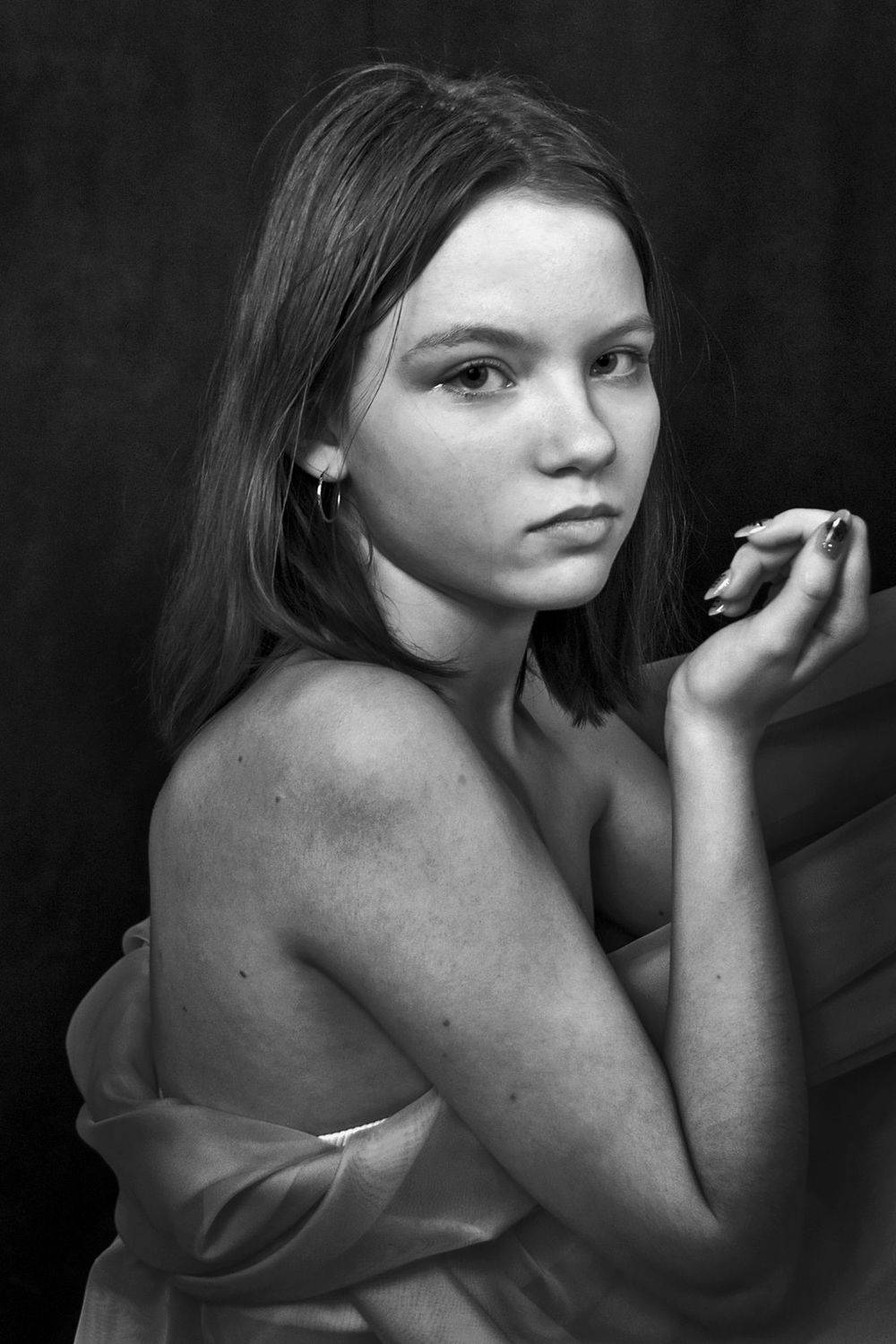 девушка, портрет, глаза, взгляд, волосы, апатиты, Николай Смоляк