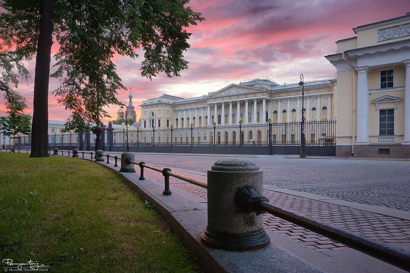 Летний вечер у Русского музея фото превью