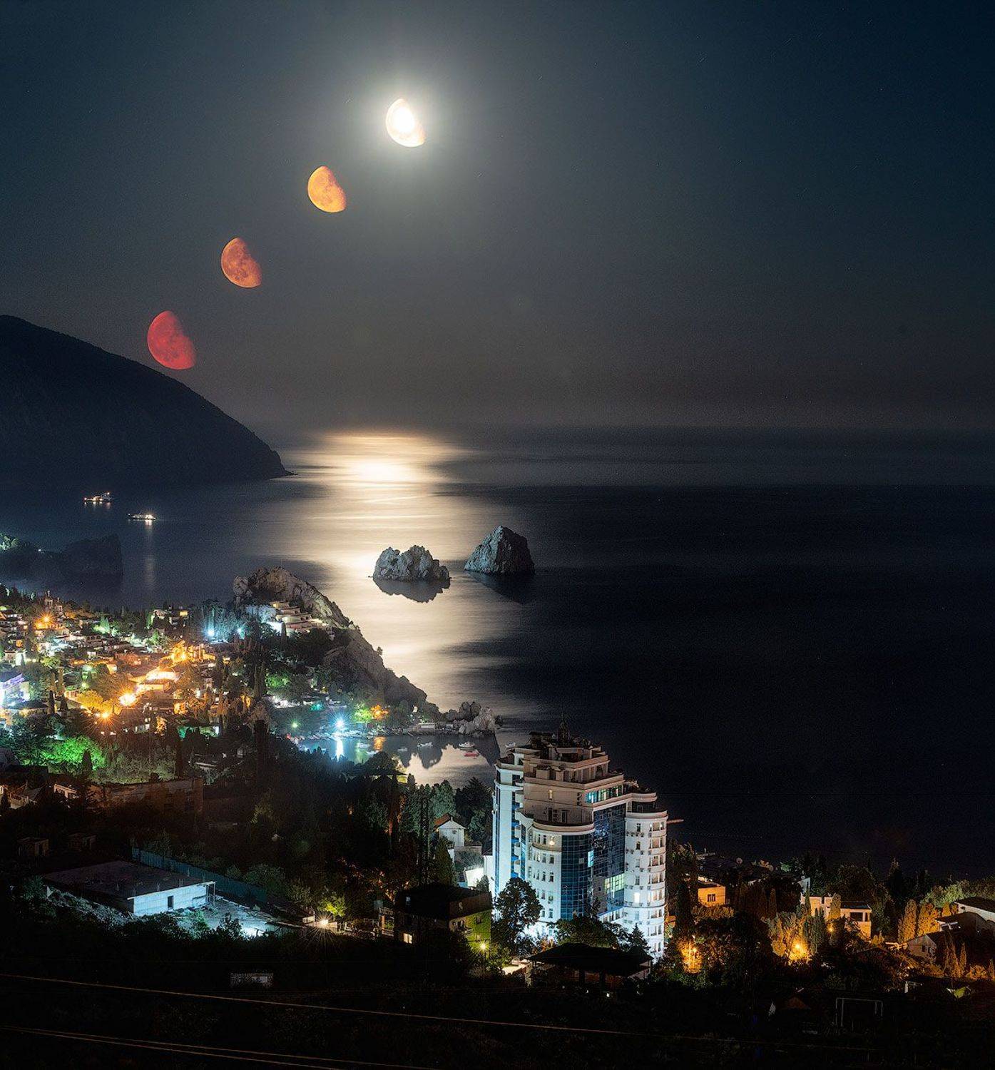 крым, гурзуф, адалары, аю-даг, медведь гора, гора медведь, ночной гурзуф, ночное море, черное море, морской пейзаж, ночной пейзаж, суперлуние, красная луна, кровавая луна, луна, пейзаж с луной, Наташа Фирсова