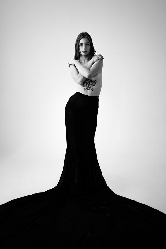 женский портрет, будуар, студия, черно-белое Юлия в ч/б фото превью