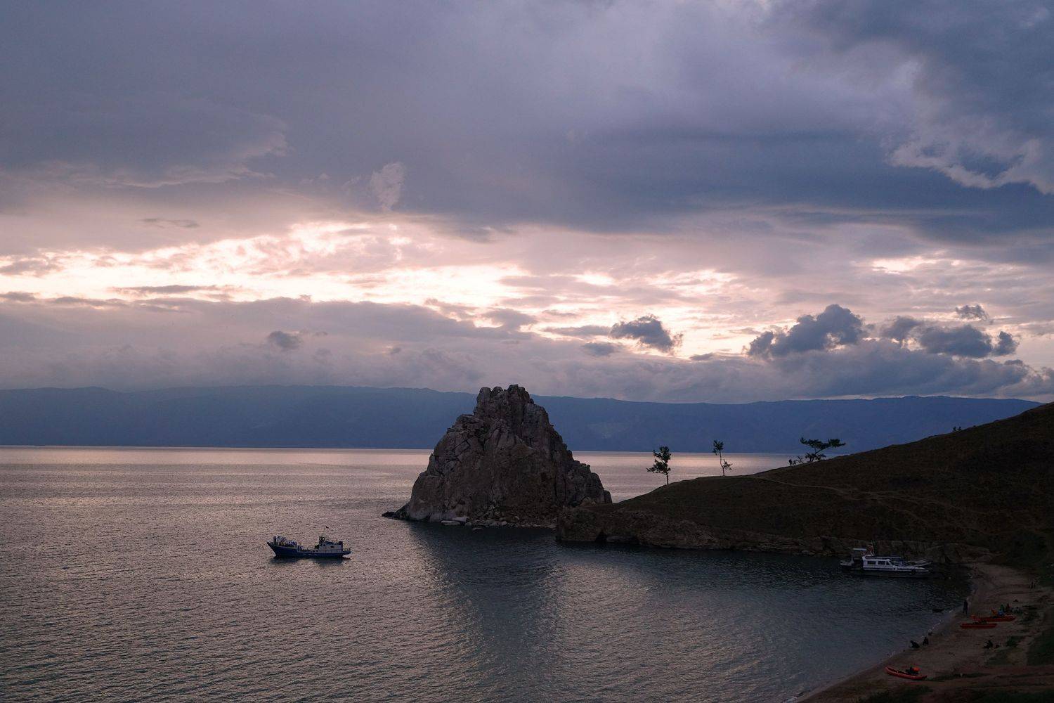 island, lake, sea, evening, sky, sunset, rock, nature, landscape, horizon, summer, shore, relief, Сергей Андреевич