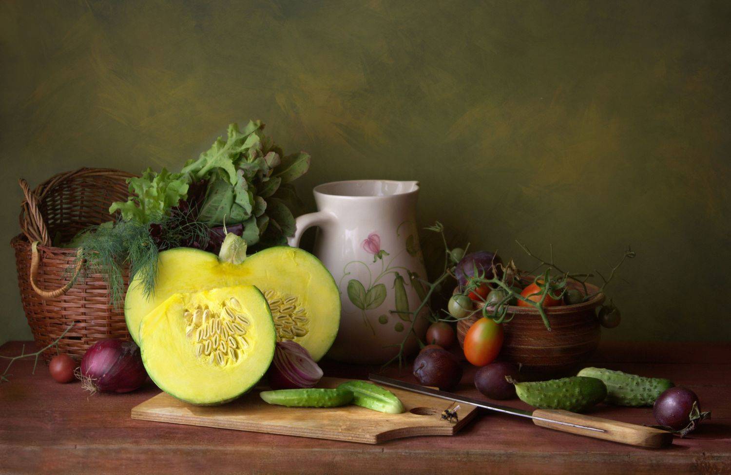 тыква, огурцы, сливы, кувшин, Наталья Хохлова