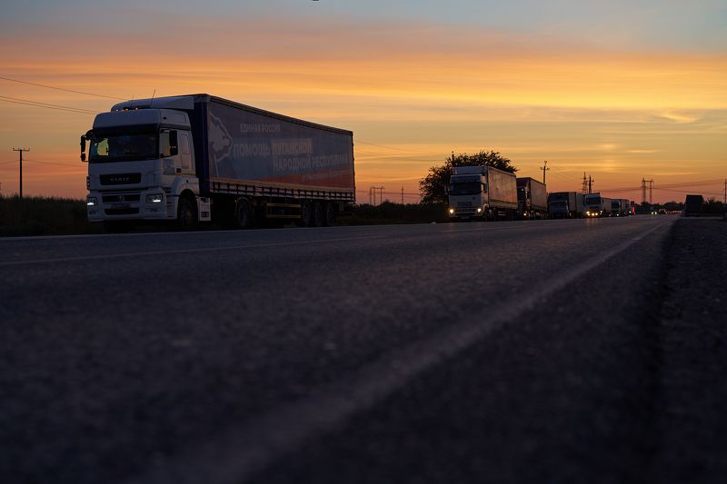 LPR, Donbas, humanitarian convoy, humanitarian aid, road, Luhansk People Republic, Petrovskoe, children, child, kid, kids, driver, drivers, trucker, truckers, ufa, Bashkiria, Bashkortostan Гуманитарный конвой из Башкирии в ЛНР фото превью