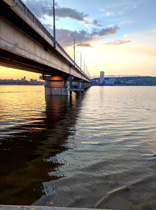 волга, саратовский мост, закат, вечереет, вечер, красивый закат, волжский закат Вечереет фото превью