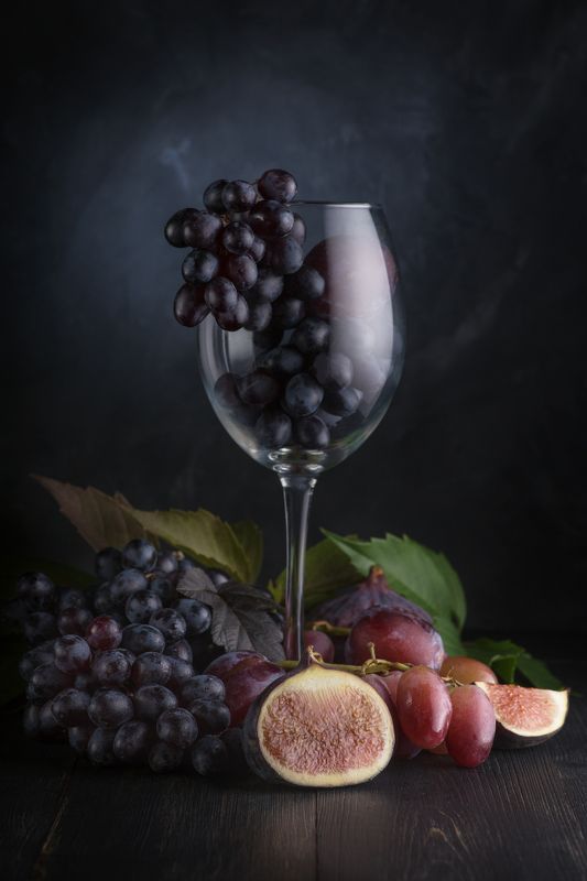 С гроздьями винограда... фото превью