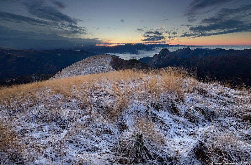 Разбежались тучи на закате фото превью
