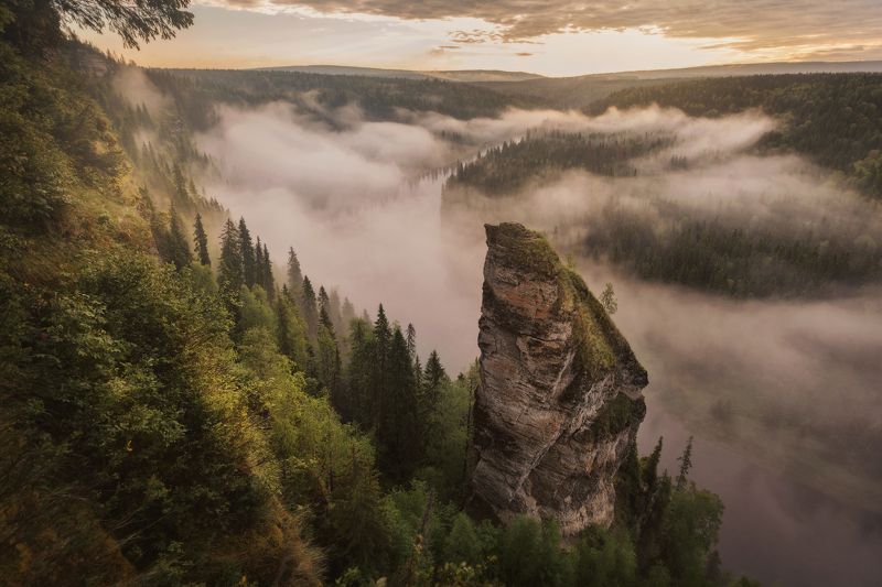 озеро, горы, лес, природа, закат, рассвет, красота, приключения, путешествие Раннее утро на река Усьва фото превью