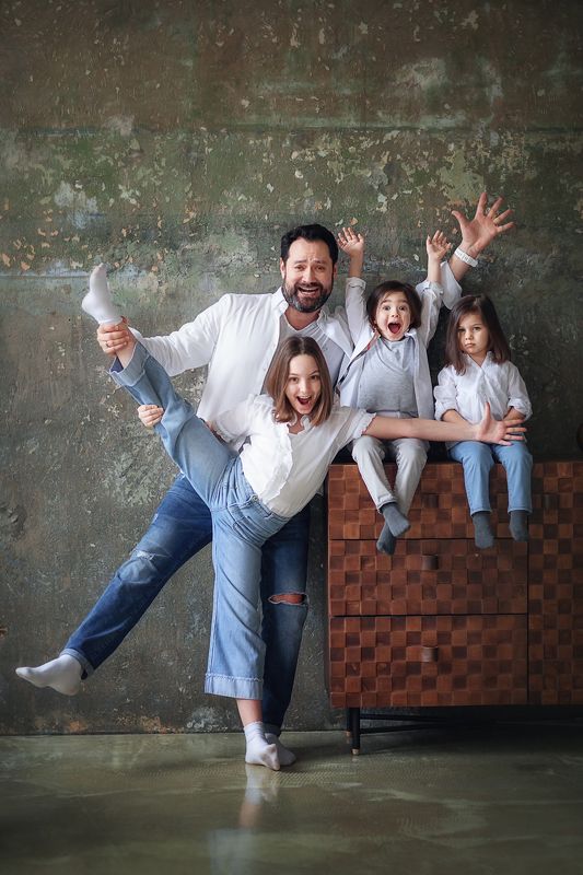 семья, Абдразаков Ильдар, дети, веселая семья  Урааа!!! фото превью