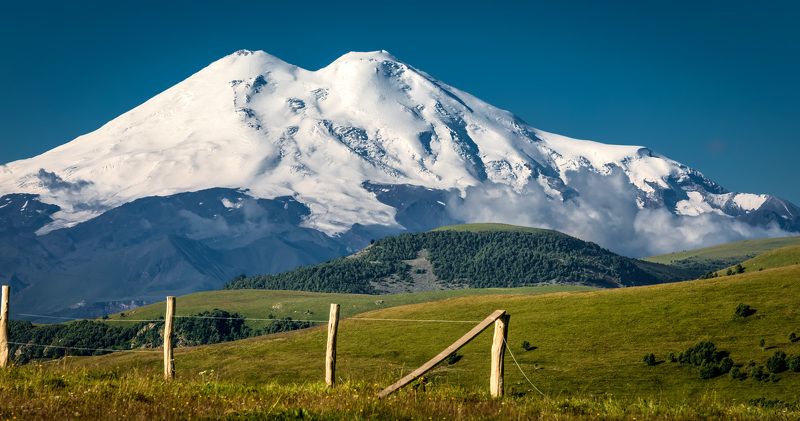 за околицей фото превью