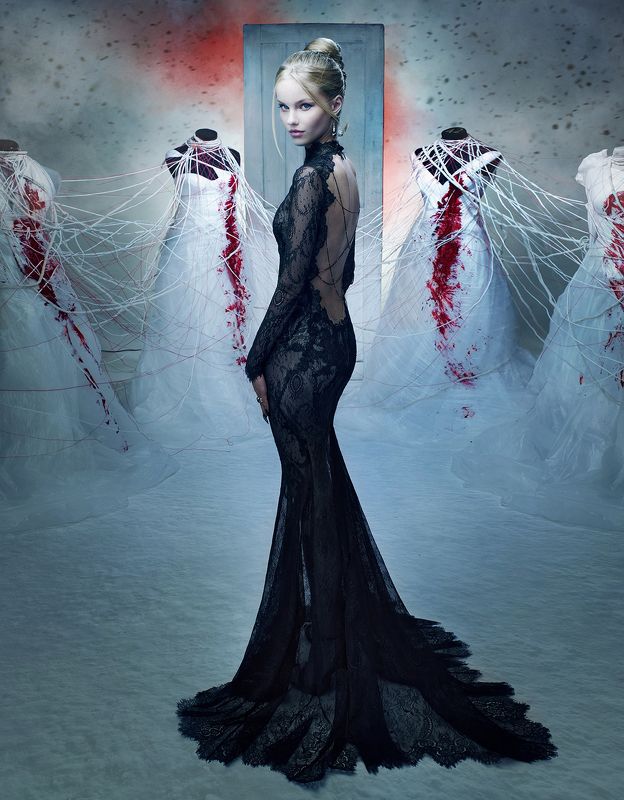 The DARK in her Embrace фото превью