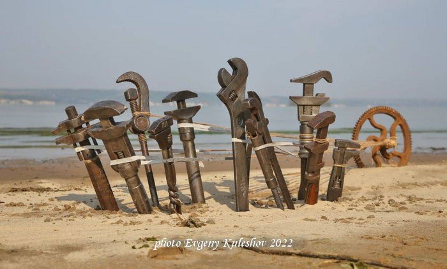 бурлаки на волге, колесо истории, слесарный инструмент, гаечный ключ, tools, wrenches, гаечные ключи, Кулешов Евгений