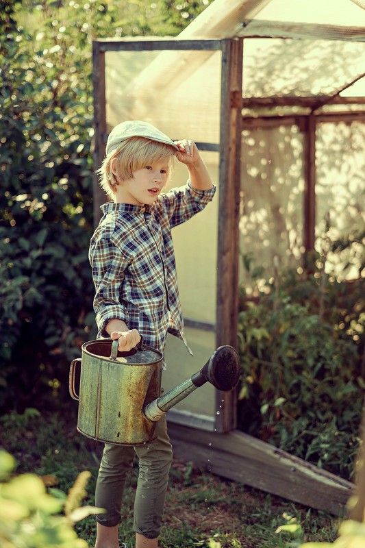 Юный садовод фото превью
