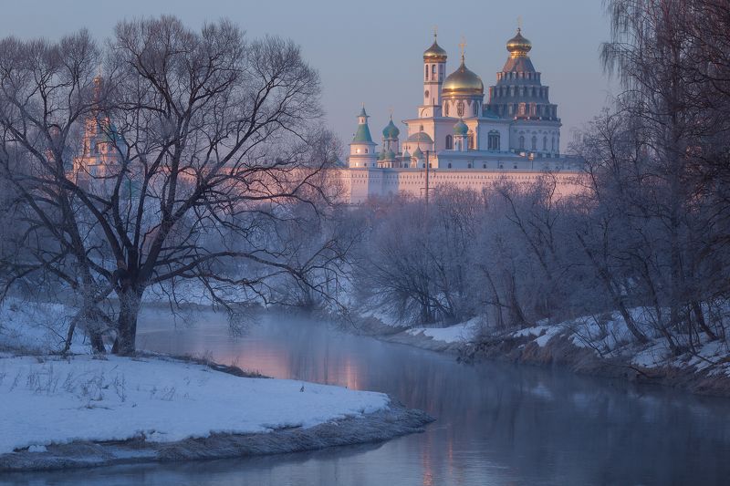 истра, храм, туман, подмосковье Времена года фото превью