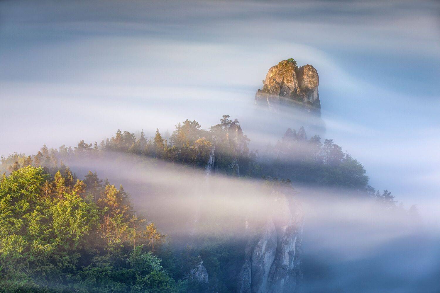 , Konf&aacute;l Miroslav