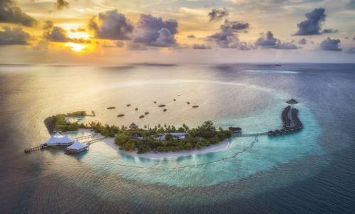 Somewhere in the Indian ocean...