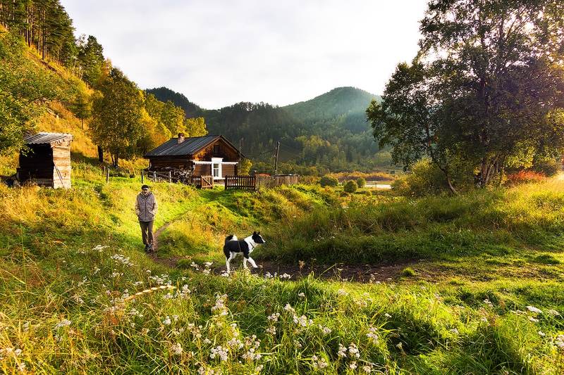 Местный житель  фото превью