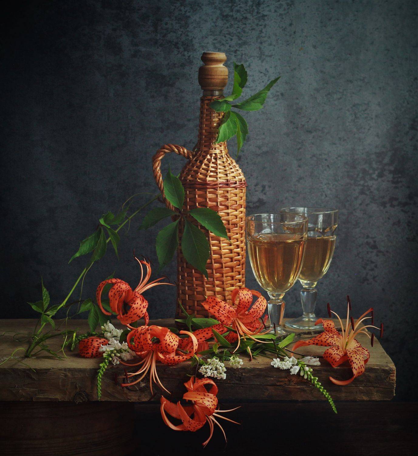 , Людмила Хрусталева*