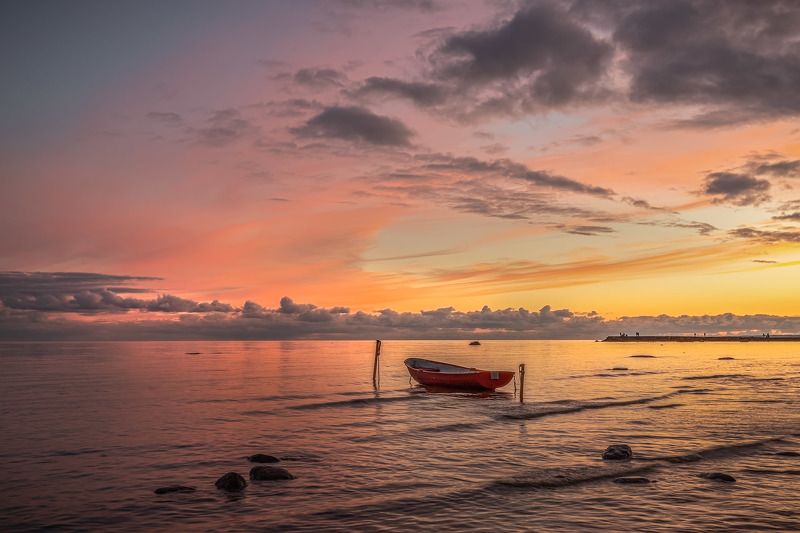 На закате  дня . Финский залив фото превью