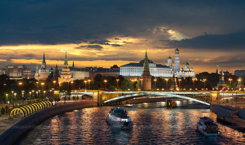 книга владыка моря, москва, артем мирный, moscow, artyom mirniy, kremlin, кремль, небо, башни, art, hdr, cityscape Московский Кремль фото превью