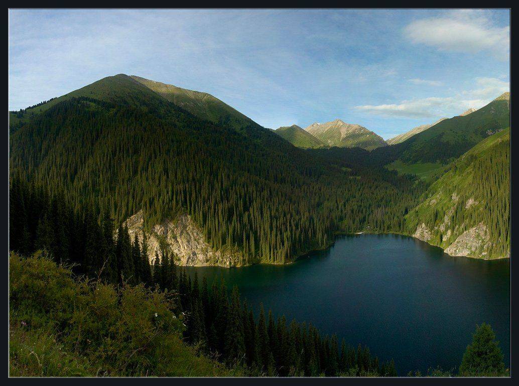 горы,природа,озеро,скалы,цветы,облака,ущелье,лес,трава,камни,рассвет, Андрей Ухов