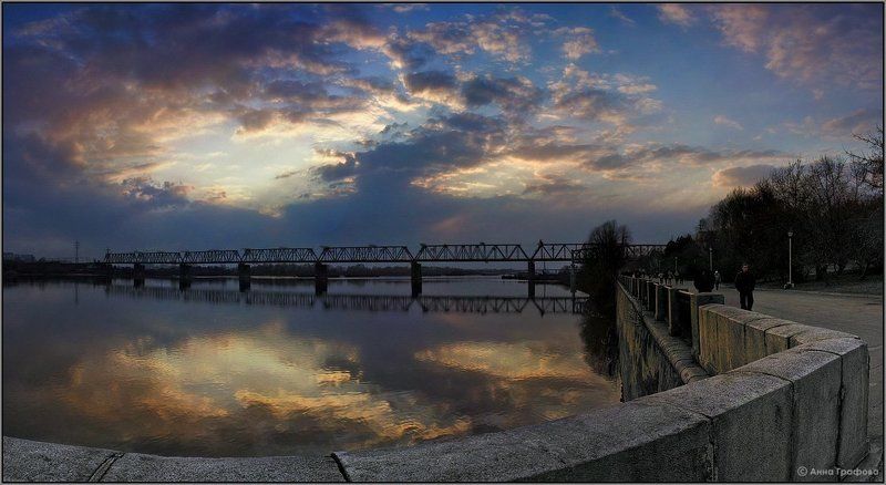 новосибирск, вечер, закат, отражение, небо, набережная, аня графова Вечер фото превью