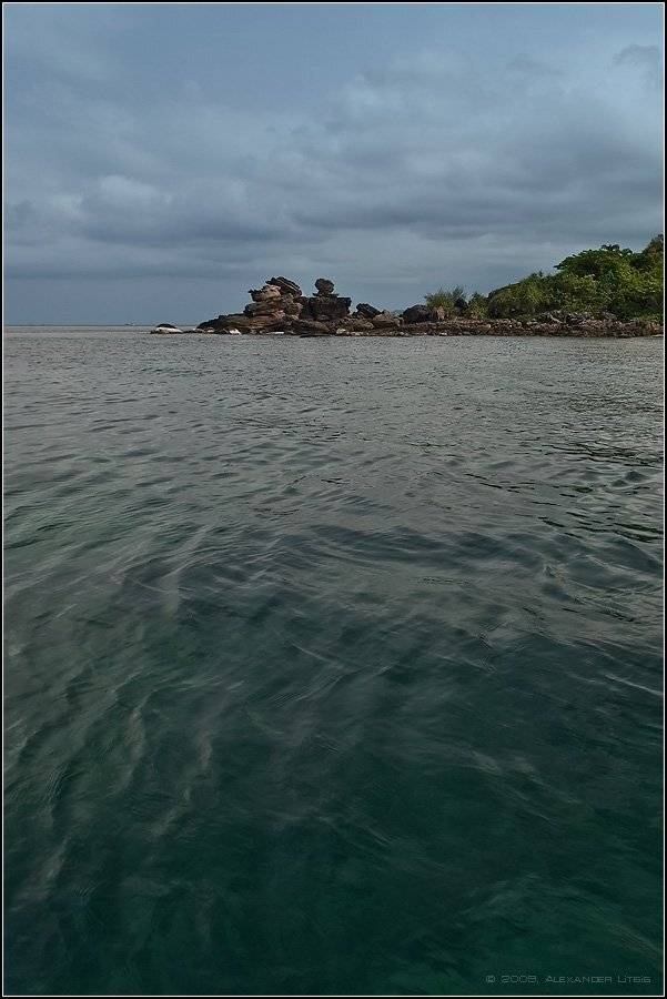 море,берег,скалы,тучи, Александр Лицис