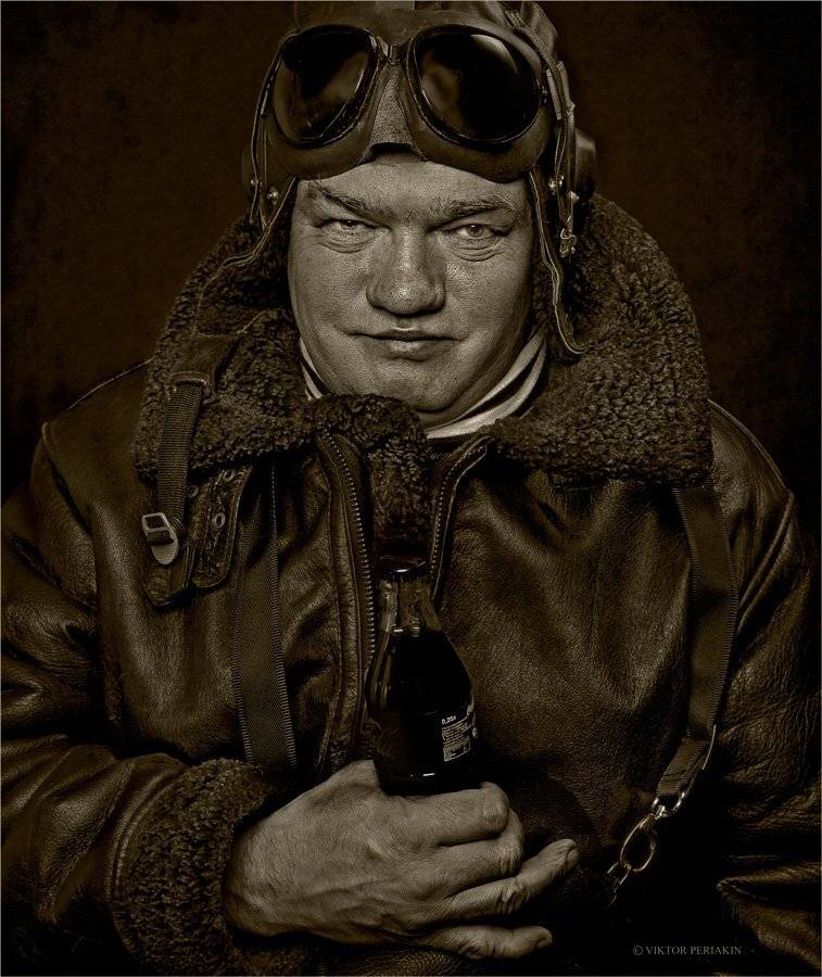 летчик, полярник, улыбка, бутылка, Виктор Перякин