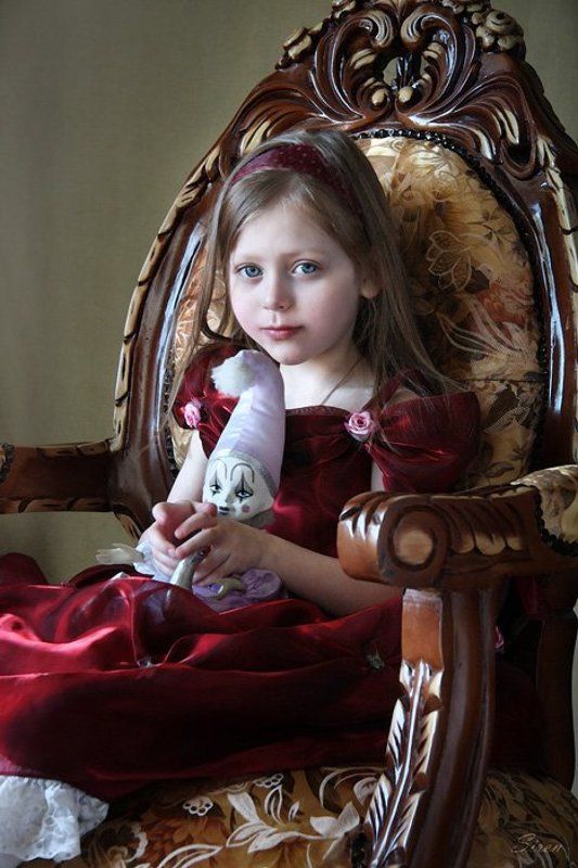 Анна Константиновна фото превью