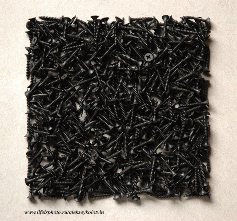 Черный супрематический квадрат фото превью