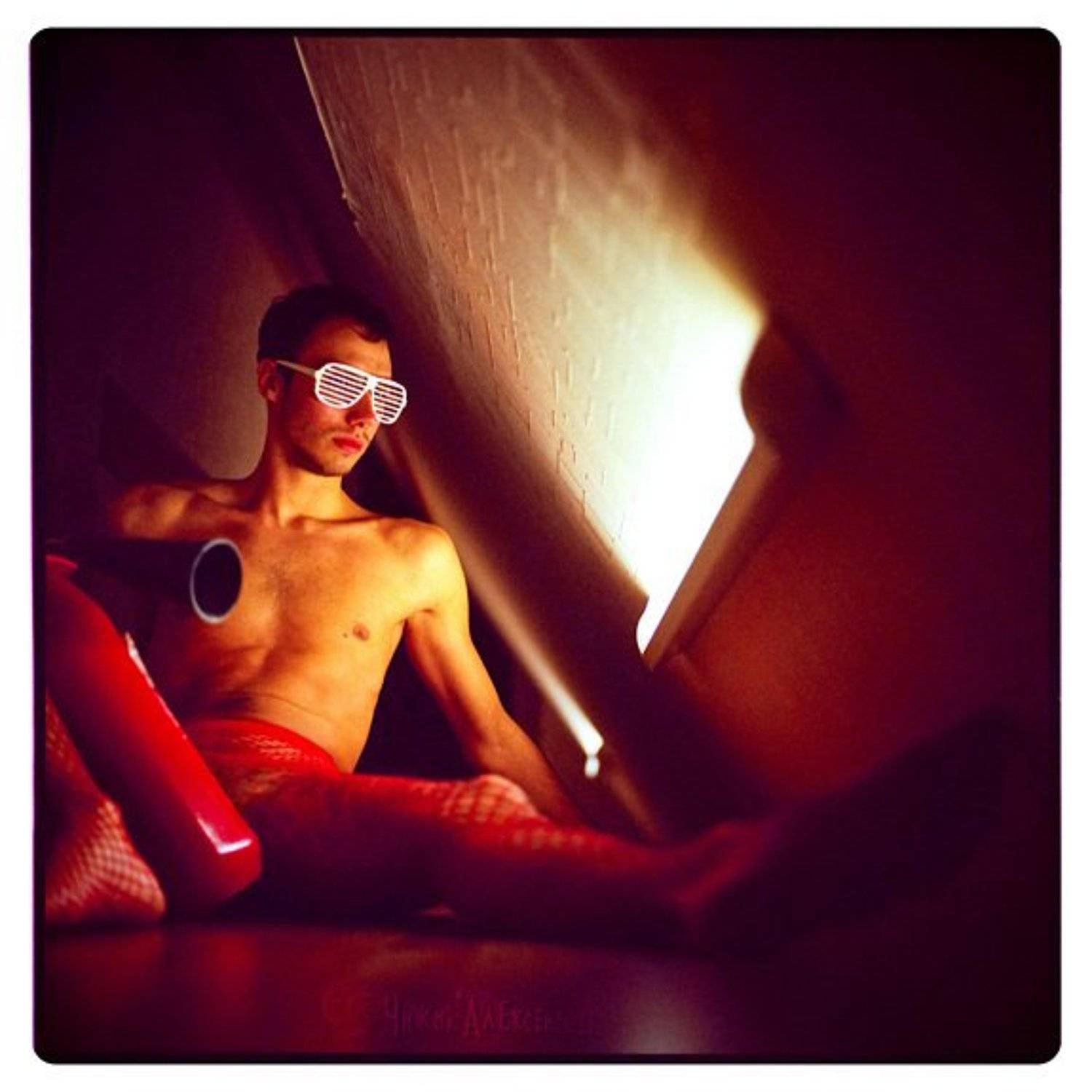 антиглэм, трэш, я увижу нас, но без меня