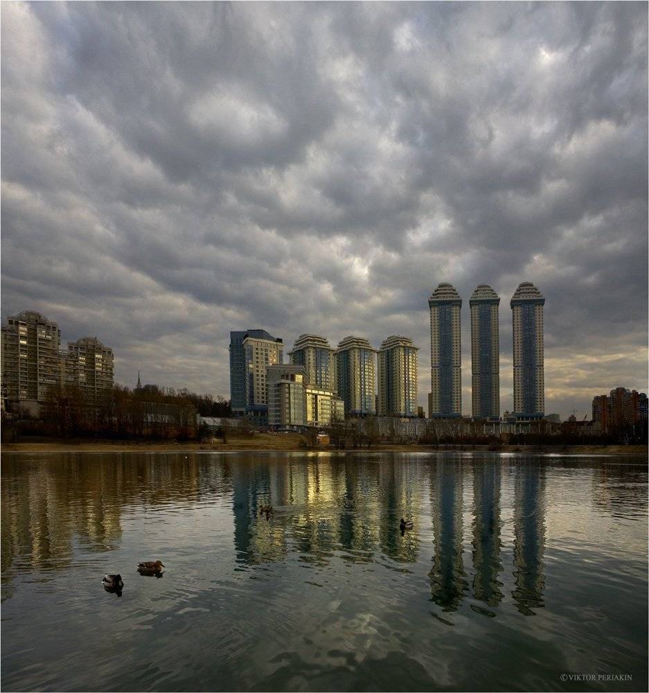 , Виктор Перякин