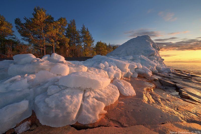 Онего, Онежское озеро Онего. Май. фото превью