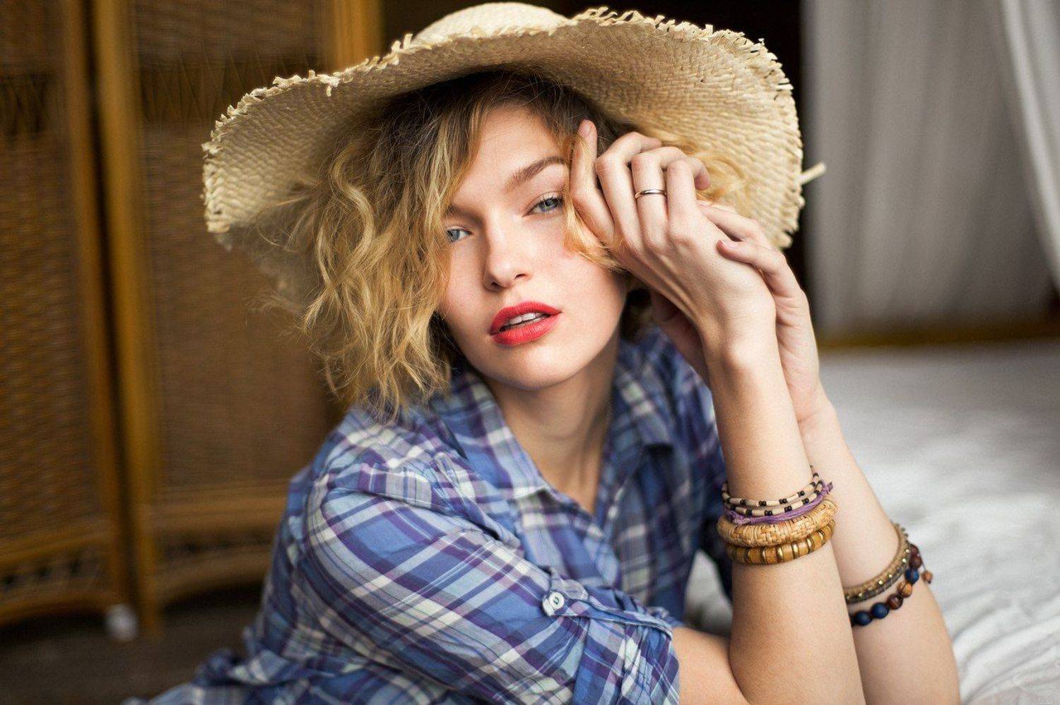 , Настя Ладыженская